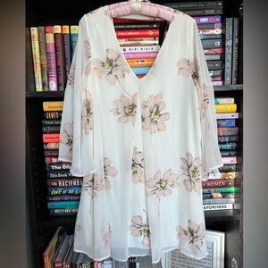 Floral V-Neck Tunic by Honey Belle - Size Large